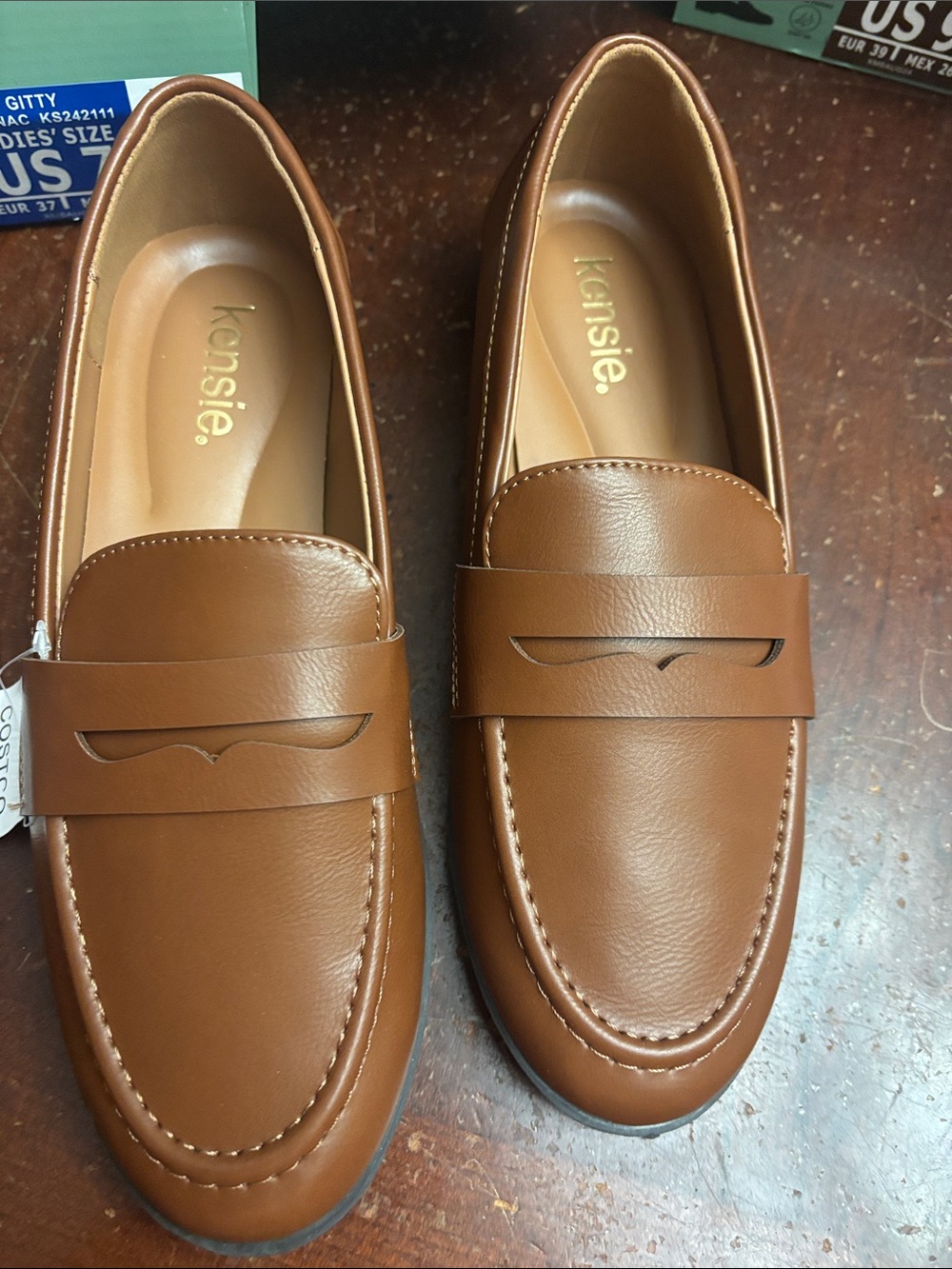 Kenzie ladies flat slip on later cognac gitty size 7  extra pad easy on office